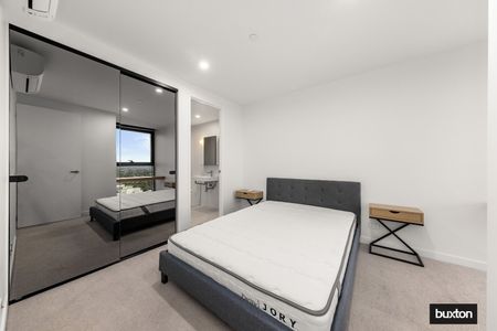 Best Living in the Heart of Box Hill - Photo 5