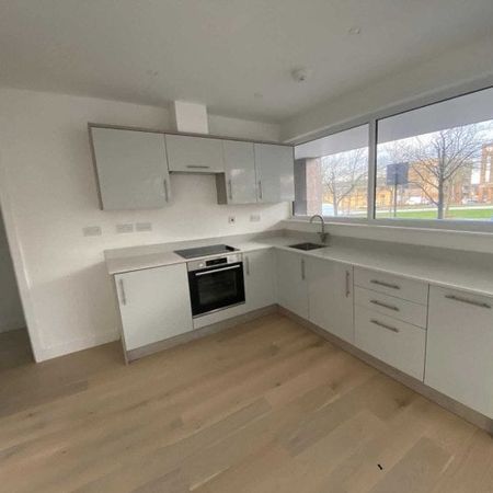 Sibury Boulevard, Milton Keynes, MK9 - Photo 3