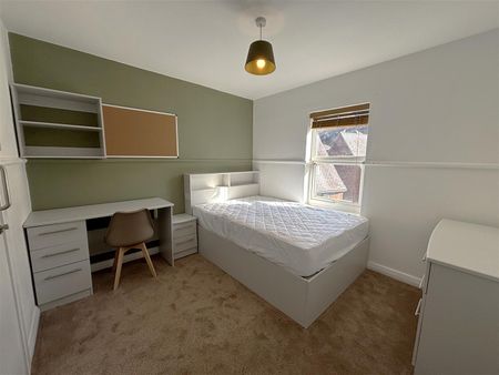 8 Ashley Road - Photo 4