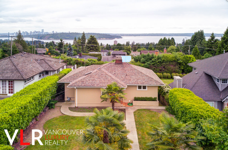 None in West Vancouver, BC - Photo 4