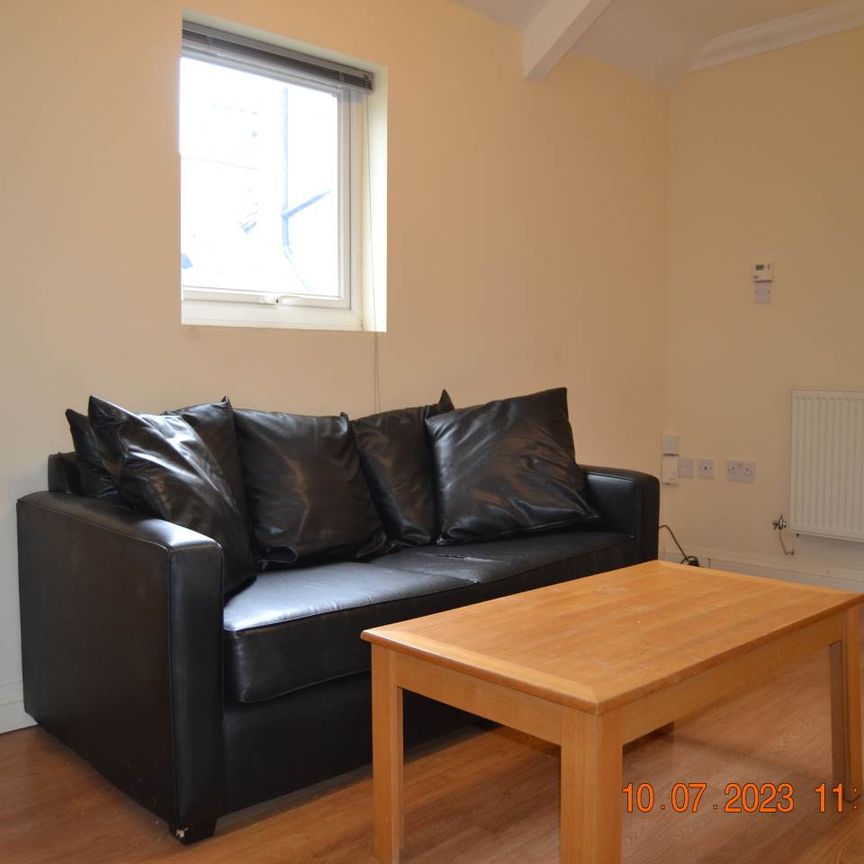 Richmond Road, Roath, Cardiff - Photo 1