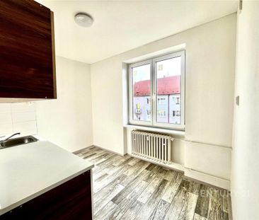 Pronájem bytu 1+1 35 m2 - Fotografie 4