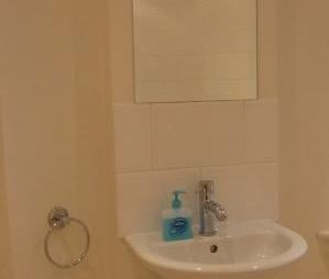 1 Bed Flat, Brunswick Terrace, BN3 - Photo 2