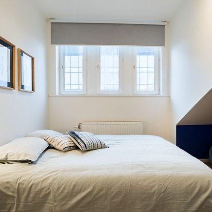 Room at Avenue des Alliés 23 - Photo 1