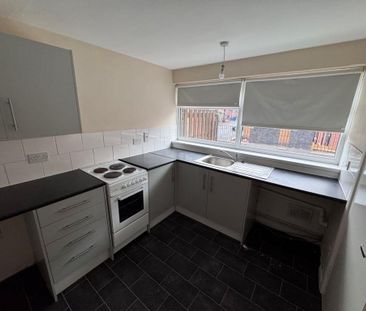 2 bedroom maisonette to rent - Photo 5