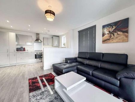 St Johns Close, Peterborough, PE3 - Photo 4