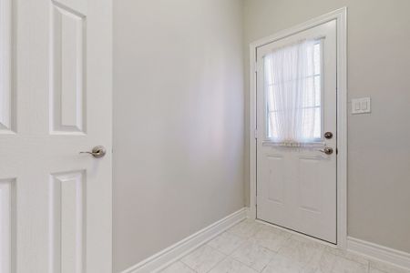 For Lease - 16 Helderman Street, Caledon, Ontario - Photo 5