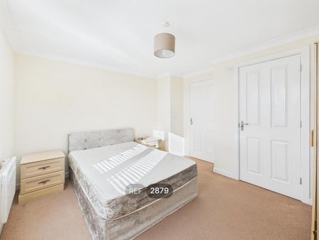 2 bedroom flat to rent - Photo 4