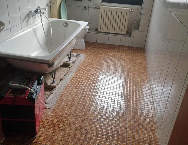 Praktisch geschnittene 3-Zimmer-Wohnung in gut angebundener Lage von Moers-Schwafheim zu vermieten - Photo 1