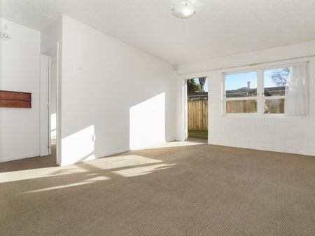 1/37 Selwyn Street, City Center - Photo 2