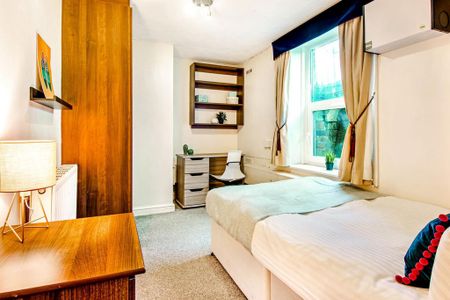 1 bedroom in a house share to rent - Photo 3