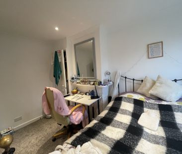 4 Trenarth, Penryn - Photo 4