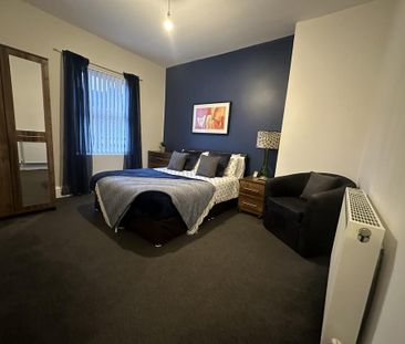 1 bedroom in a house share to rent - Photo 3