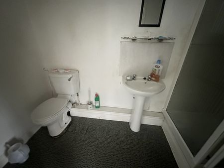 Flat 6, 5, Stanley Terrace, Preston - Photo 5