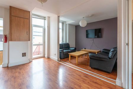 5 bed maisonette to rent in Dinsdale Road, Sandyford, NE2 - Photo 4