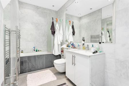 4 bedroom apartment to rent - Photo 3
