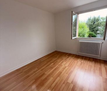 Location Appartement 3 pièces 64m² LIVRY GARGAN 93190 - Photo 5