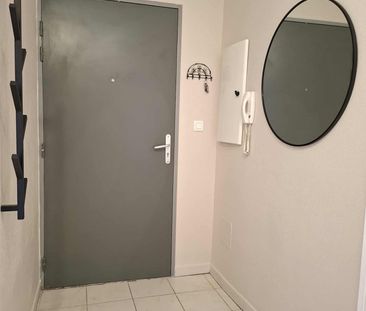 Location Appartement 3 pièces 62m² NIMES 30900 - Photo 6