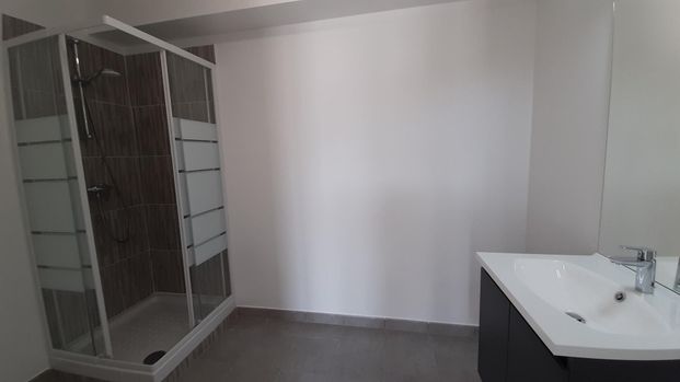 location Appartement T2 DE 46.6m² À DRANCY - Photo 1