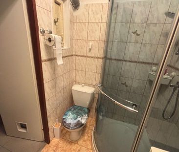 Pronájem bytu 1+kk • 25 m² bez realitkyU Jezerky, Praha - Nusle - Fotografie 6