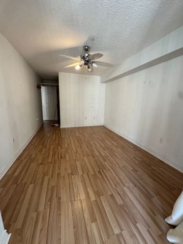 For Lease - 45 Carlton Street Unit# 514, Toronto, Ontario - Photo 4