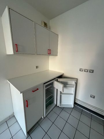 Location Appartement 1 pièce 30m² MARCQ EN BAROEUL 59700 - Photo 4