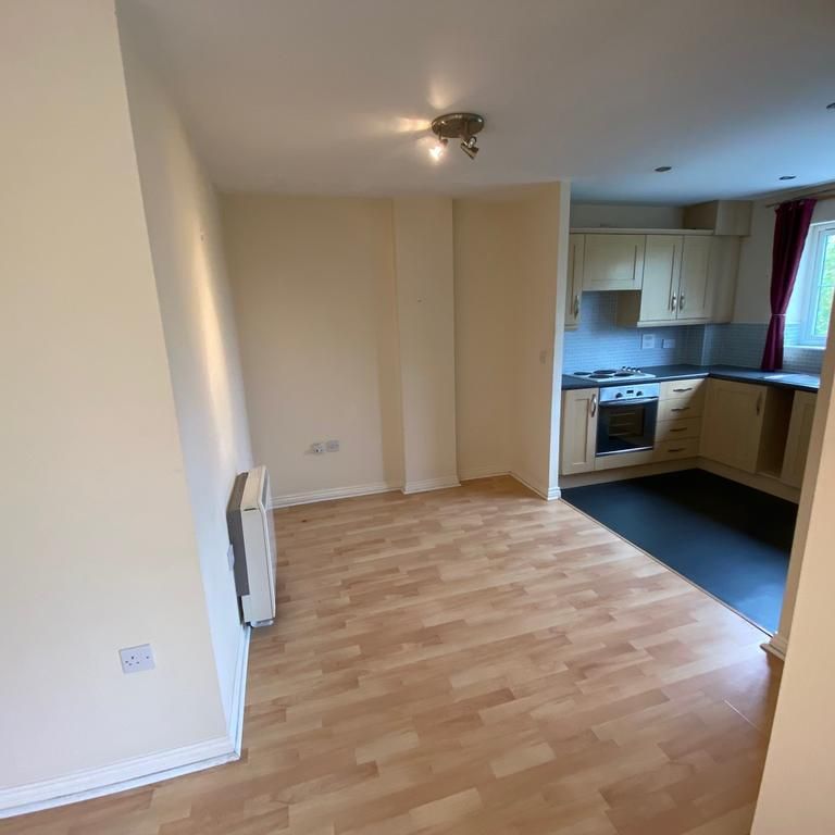 2 bedroom apartment to rent - Photo 1