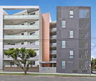 Stylishly Furnished One Bedroom Apartment - Photo 6