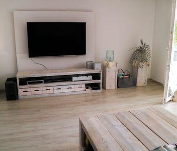 Miete inkl. Nebenkosten: 2.600 € pro Monat, inkl. Strom, inkl. Heizung - Photo 1