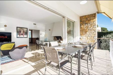 Maison à louer Cagnes Sur Mer, Cote d'Azur, France8 500 EUR / Mois - Photo 5