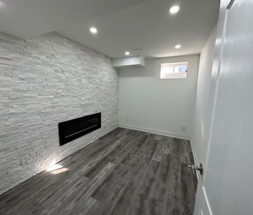 For Lease - 16 Napoleon Crescent Unit# ( lower level ), Brampton, O... - Photo 6