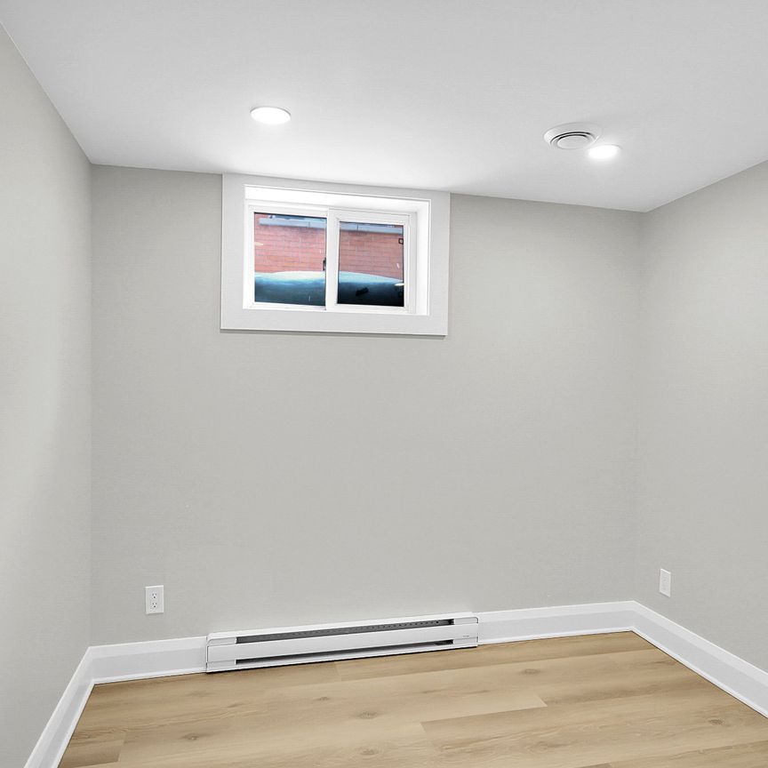 For Lease - 2643 Don Street Unit# B, Britannia - Lincoln Heights and Area, Ontario - Photo 1