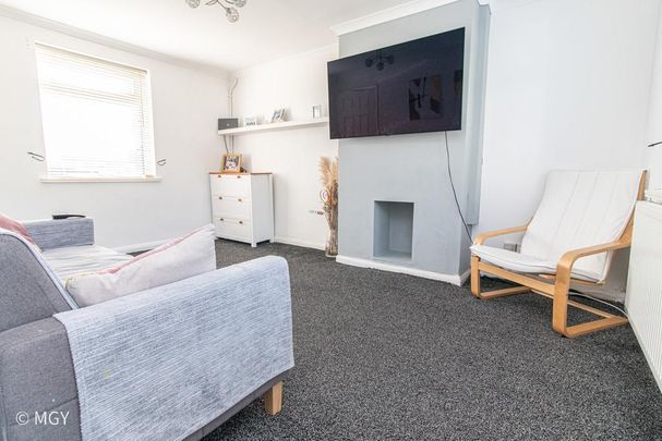 2 bedroom terraced house to rent - Photo 1