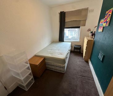 Room in a Shared Flat, Ranelagh Road, NW10 - Photo 4