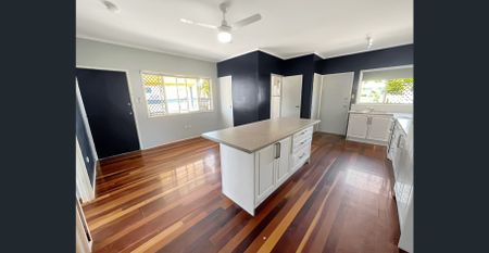 Neat 2-Bedroom Unit with Fenced Yard - Photo 4