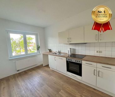 Neu & In Renovierung! Neue Einbauküche I Tageslichtbad mit Wanne I ... - Photo 2