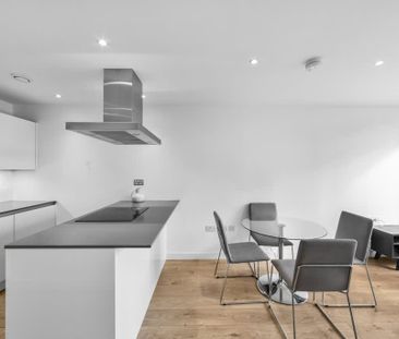 Langham House, Forrester Way, Stratford, E15 - Photo 3