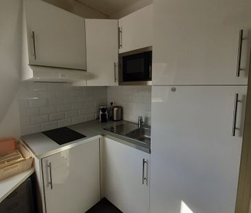 Location Appartement 1 pièce 12m² PARIS 16ème - Photo 1