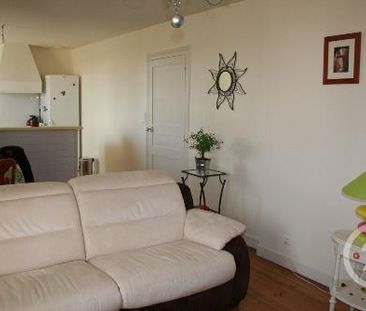 Location Appartement 3 pièces 76m² GANNAT 03800 - Photo 3