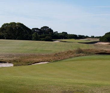 8 Bayview Road, Beaumaris VIC 3193 - House For Rent | Domain - Photo 4