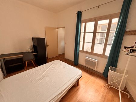 Location Appartement 2 pièces 36m² NIMES 30000 - Photo 4