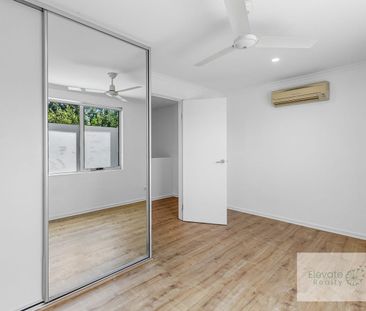 LOW MAINTENANCE TOWNHOUSE - CITY FRINGE LOCATION - Photo 3