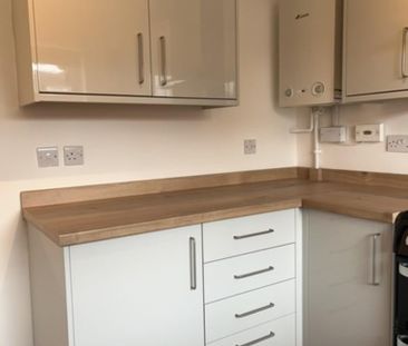 2 bedroom terraced bungalow to rent - Photo 3