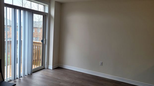 For Lease - 2135 Speare Court, Innisfil, Ontario - Photo 1