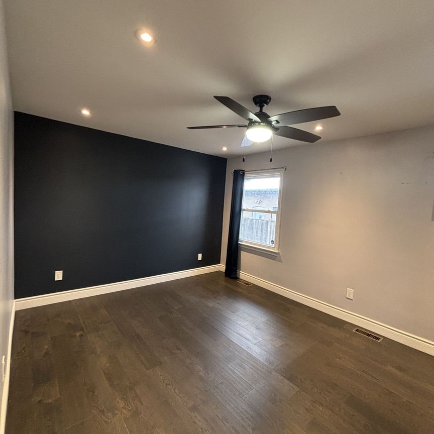 For Lease - 52 Terraview Boulevard, Toronto, Ontario - Photo 1