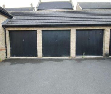 2 bedroom townhouse to rent - Photo 2