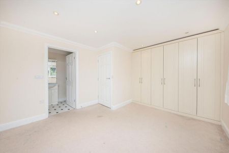 5 bedroom house to rent - Photo 3