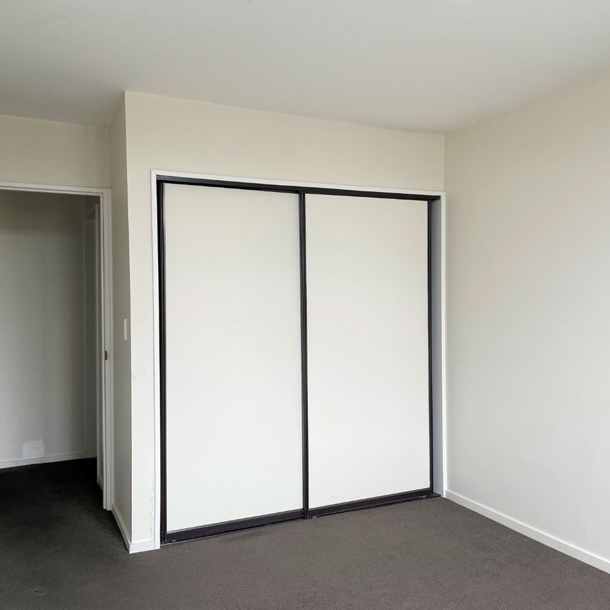 3/2 Brittan Street, Linwood - Photo 1