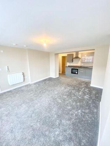 1 bedroom flat to rent - Photo 4