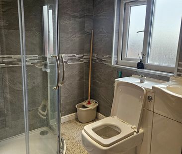 2 Bed Flat, Thurlby Road, LE5 - Photo 3